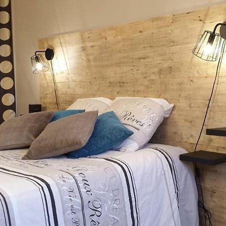 Coeur De Troyes T4 Terrasse 5Eme Etage Centre Ville Wifi Parking المظهر الخارجي الصورة