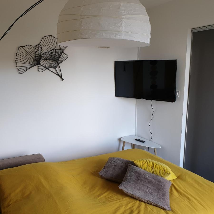 Coeur De Troyes T4 Terrasse 5Eme Etage Centre Ville Wifi Parking المظهر الخارجي الصورة